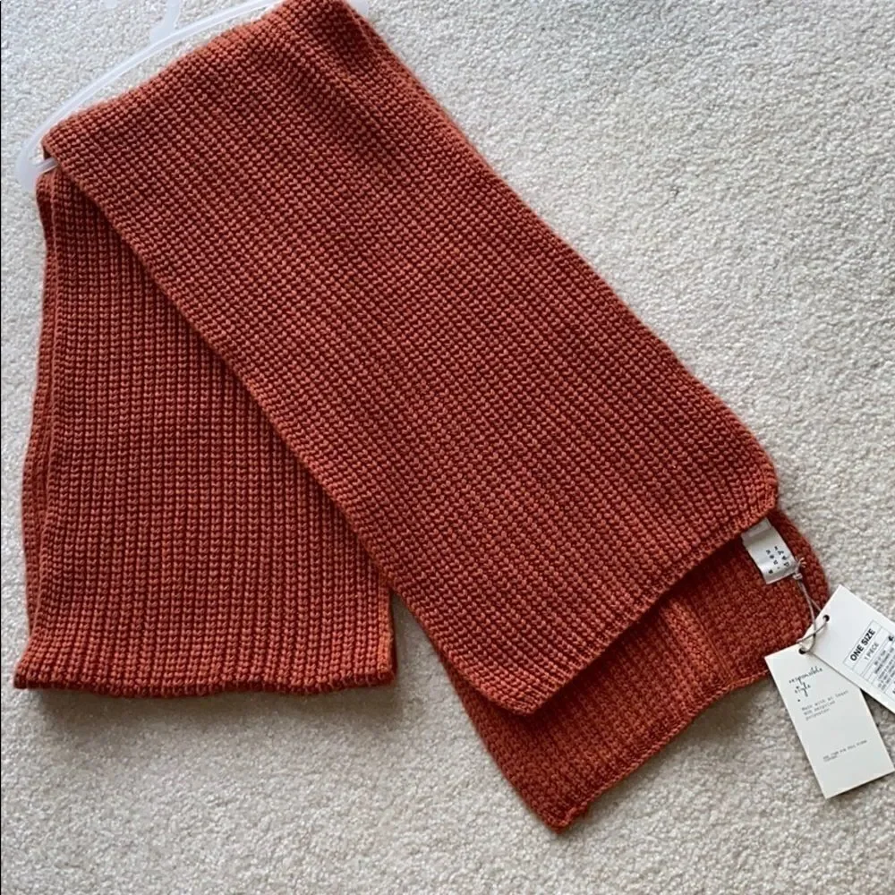 NWT!! A New Day Scarf!!